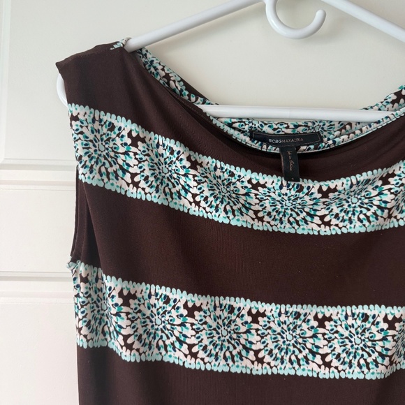 BCBGMaxAzria Brown Dress with Teal & White Design. Rouched on sides. Size S - Picture 3 of 8